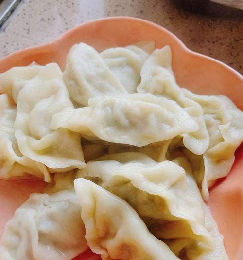 洋葱红萝卜猪肉饺子怎么做？有哪些步骤和技巧？