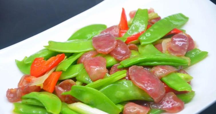 洋葱炒香肠怎么做？步骤和技巧有哪些？