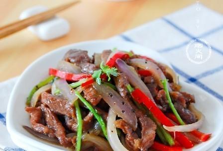 洋葱炒里脊肉怎么做？步骤和技巧有哪些？
