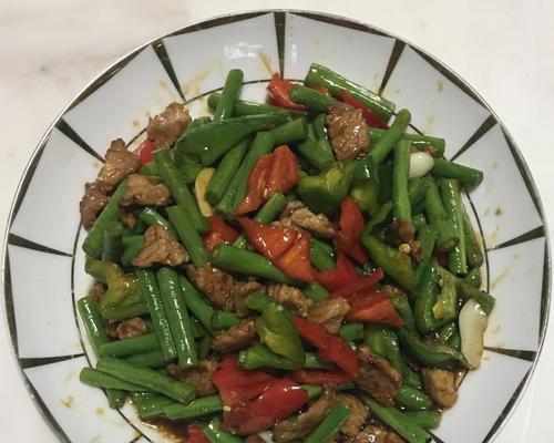洋葱炒豆角的做法是什么？步骤详解及常见问题解答？