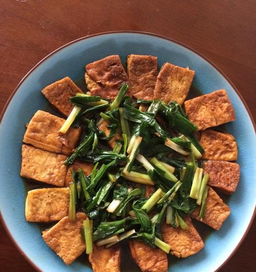 洋葱炒豆腐的做法是什么？步骤详解及常见问题解答？