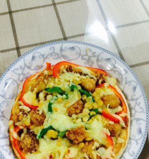 洋葱彩椒牛肉披萨怎么做？步骤和技巧有哪些？