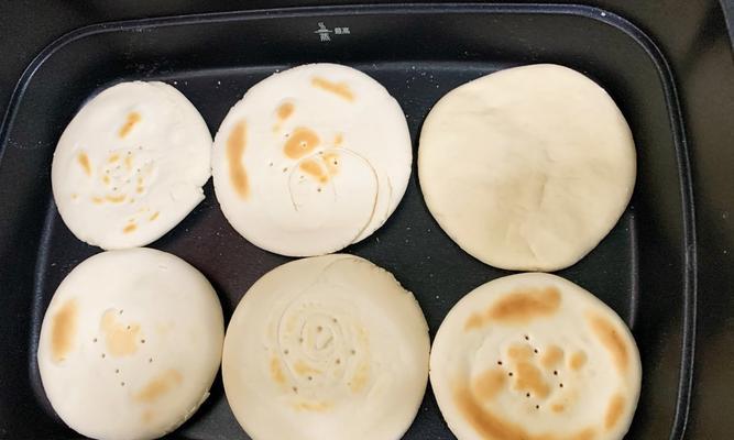 羊肉馅儿饼怎么做？在家轻松制作的秘诀是什么？