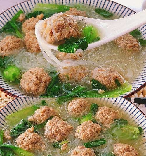 羊肉丸子汤怎么做？详细步骤和技巧是什么？