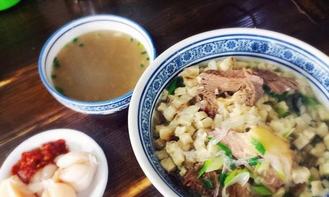 羊肉泡馍怎么做？详细步骤和技巧是什么？