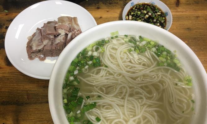 羊肉面的做法是什么？如何在家轻松制作美味羊肉面？