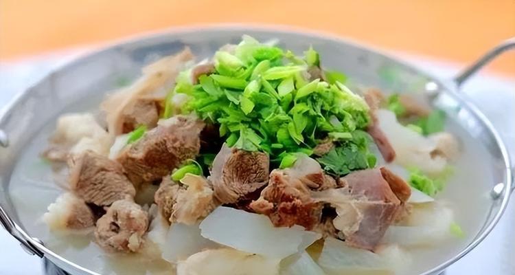 羊肉焖白萝卜怎么做？步骤和技巧有哪些？