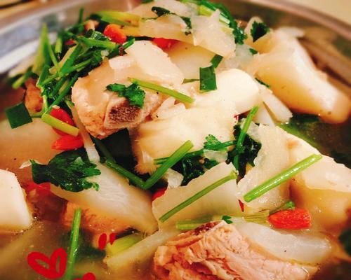 羊肉萝卜枸杞汤怎么做？有哪些营养功效？