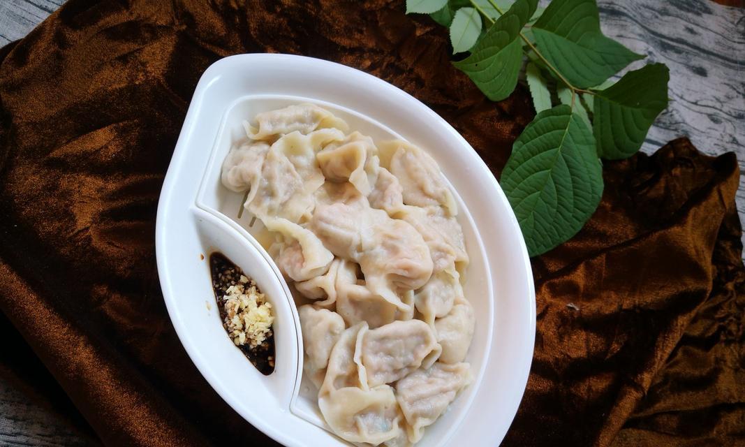 羊肉韭黄水饺怎么做？步骤和技巧有哪些？