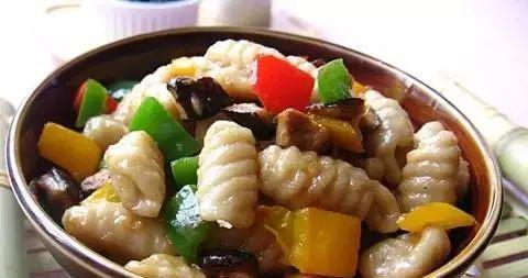 羊肉烩荞面麻食怎么做？步骤和技巧是什么？