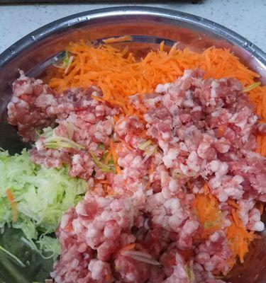 羊肉胡萝卜饺子馅怎么做？有哪些独特技巧？