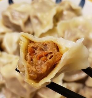 羊肉胡萝卜饺子怎么做？步骤和技巧有哪些？