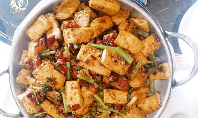 羊肉冻豆腐怎么做？步骤和技巧是什么？