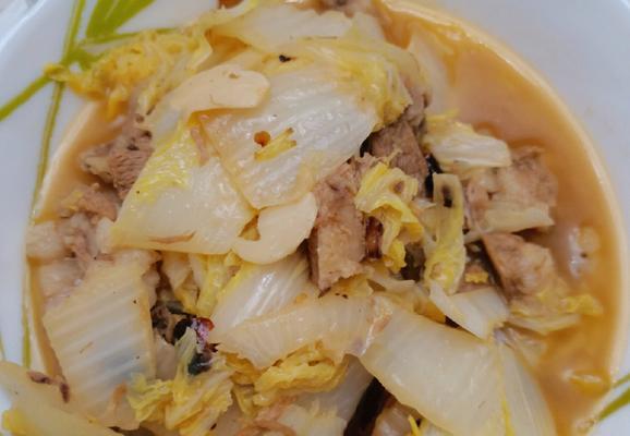 羊肉白菜煲怎么做？步骤和技巧有哪些？