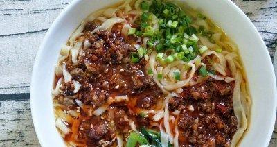 羊排汤手擀面怎么做？有哪些步骤和技巧？