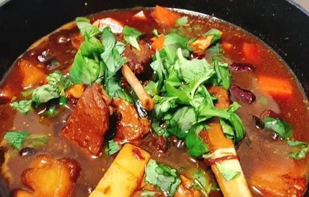 羊排烧土豆的做法是什么？步骤详解及常见问题解答？