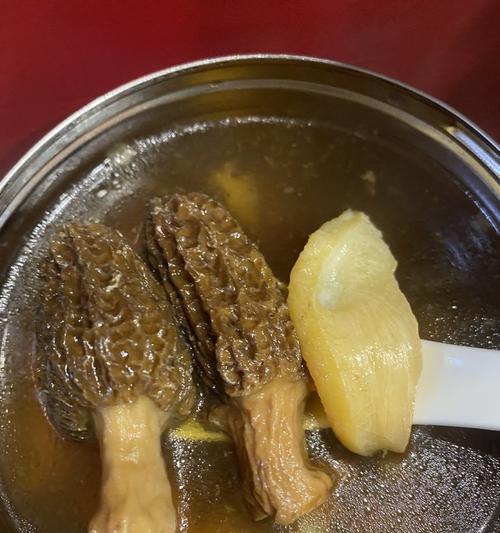 羊肚菌猪骨汤怎么做？有哪些步骤和技巧？