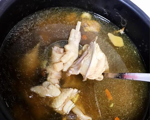 羊肚菌杏鲍菇瑶柱鸡汤怎么做？有哪些独特功效？
