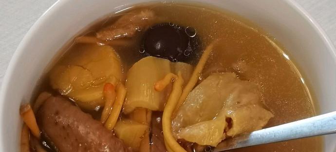 羊肚菌鸽子新西兰花胶汤怎么做？步骤和常见问题解答？