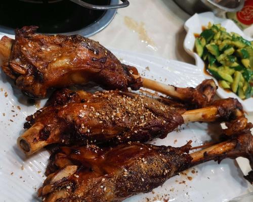 羊棒骨怎么做才好吃？家庭版羊棒骨食谱分享？