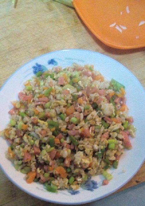 扬州蛋炒饭怎么做才正宗？步骤和技巧是什么？