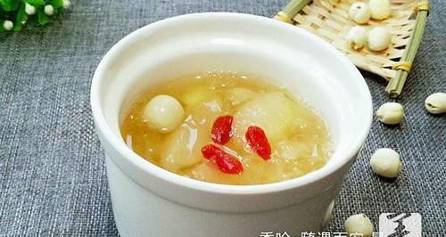 燕窝耳莲子羹怎么做？步骤和常见问题解答？