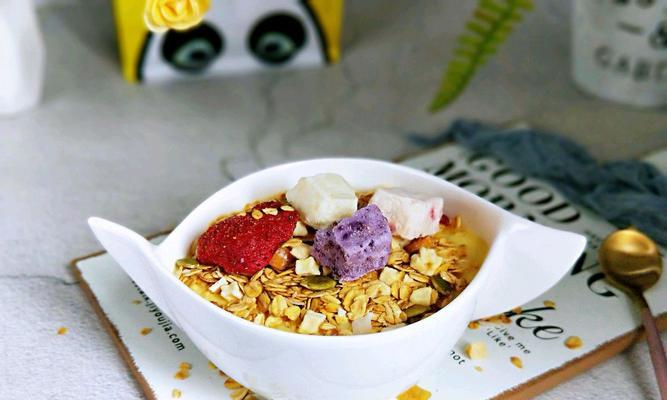 燕麦牛奶水果餐怎么做？有哪些健康益处？