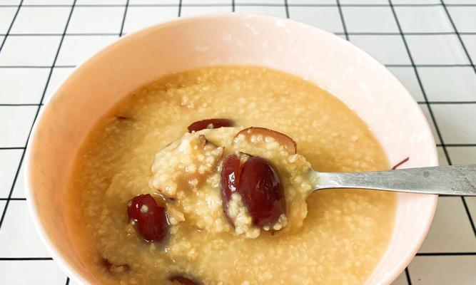 燕麦红枣粥怎么做？有哪些健康益处？