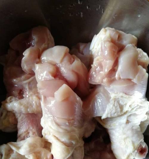 盐水鸡腿的做法是什么？如何在家轻松制作美味盐水鸡腿？