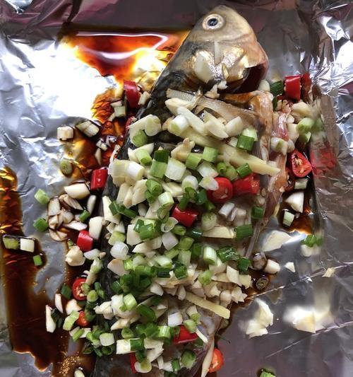 盐焗烤鱼怎么做？步骤和技巧有哪些？