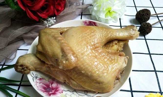 盐焗鸡怎么做？在家也能做出地道美味的盐焗鸡吗？