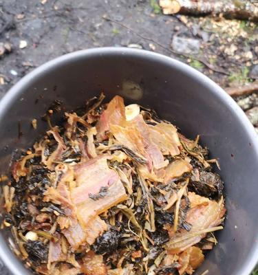 盐菜腊肉烤饼怎么做？步骤和技巧有哪些？