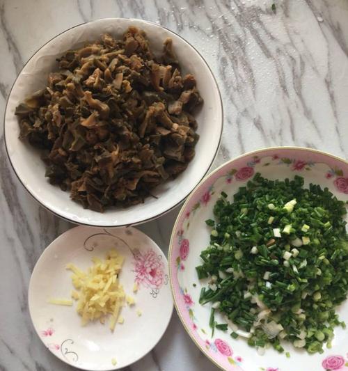 盐菜包怎么做？步骤和技巧是什么？