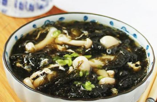 炎炎夏日如何制作冬瓜紫菜解暑汤？步骤是什么？