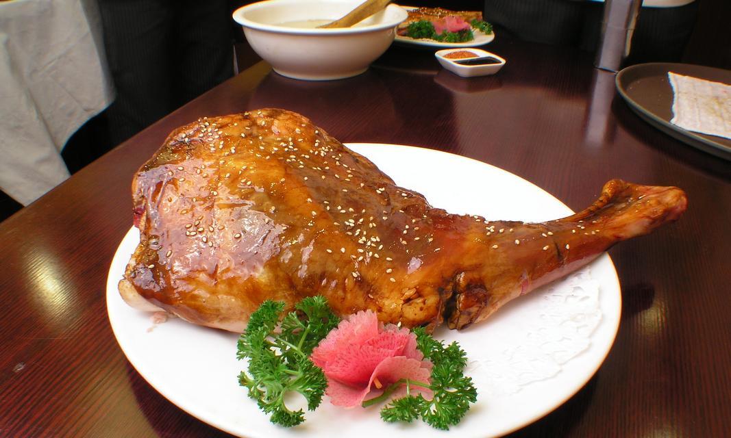 香焖羊腿的做法是什么？如何在家做出美味的香焖羊腿？