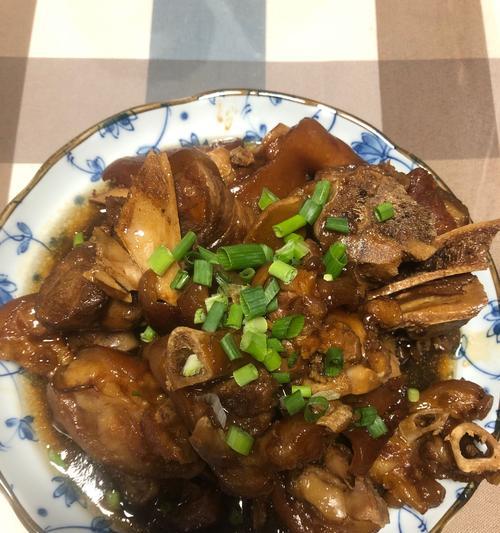 香卤红烧猪蹄怎么做？步骤和技巧有哪些？