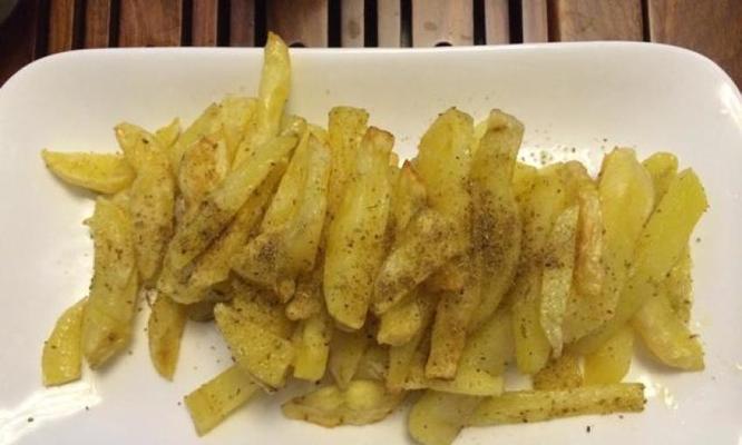 香辣孜然炒薯条怎么做？有哪些步骤和技巧？