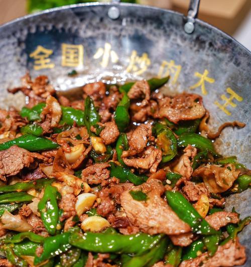 香辣猪肉干电饭锅制作的做法是什么？如何确保口感香辣可口？