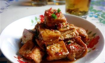 香辣炸豆腐怎么做？详细步骤和技巧是什么？