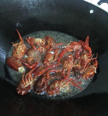 香辣小龙虾怎么做才好吃？详细步骤和常见问题解答？