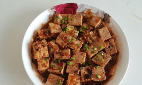 香辣肉沫豆腐怎么做？步骤和技巧有哪些？
