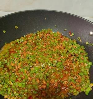 香辣肉末豆角怎么做？有哪些步骤和技巧？