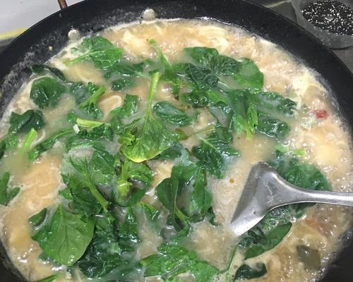 香辣炝锅肉片面怎么做？详细步骤和常见问题解答？
