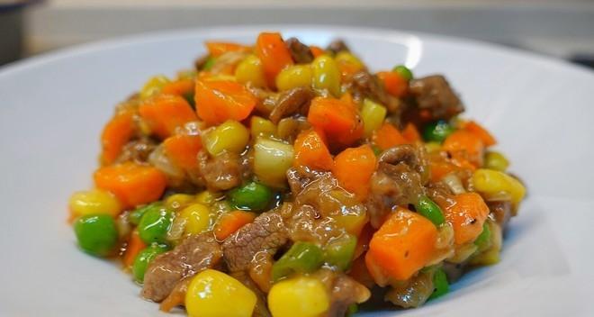 香辣牛肉粒怎么做？步骤和技巧有哪些？