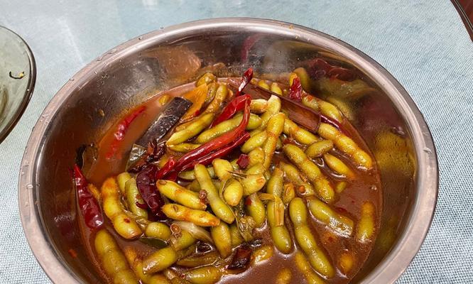 香辣毛豆荚怎么做？有哪些步骤和技巧？