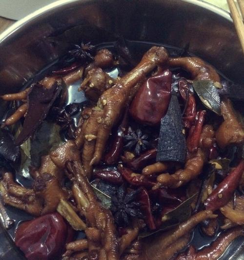 香辣卤鸡爪怎么做才入味？详细步骤解析！