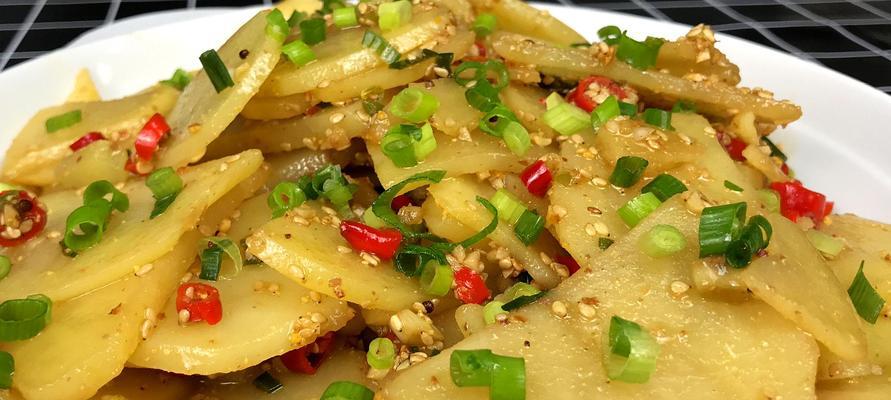 香辣凉拌土豆片怎么做？步骤和技巧有哪些？