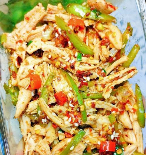 香辣凉拌菜的做法是什么？如何在家轻松制作？