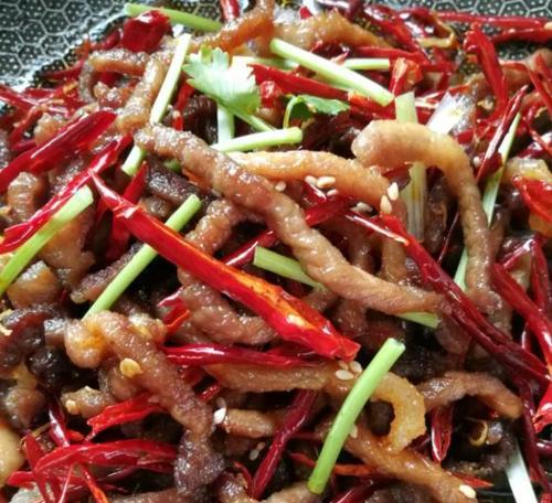 香辣鸡血怎么做？详细步骤和技巧是什么？