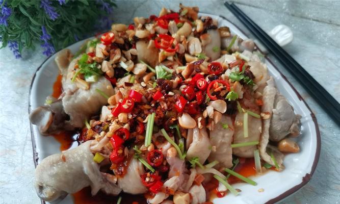 香辣鸡腿肉怎么做才够味？有哪些步骤和技巧？